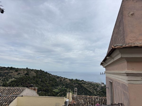 casa indipendente in vendita a Roseto Capo Spulico