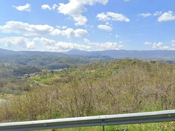terreno agricolo in vendita a Rovito