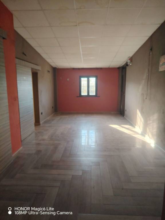 negozio in vendita a Rovito