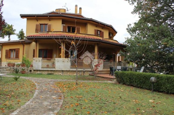 casa indipendente in vendita a Rovito