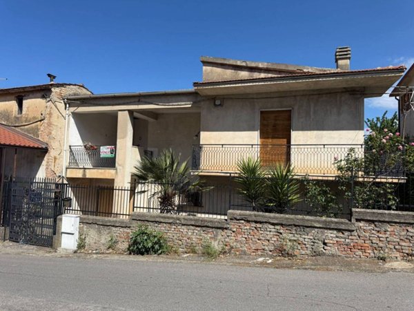 intera palazzina in vendita a Rovito