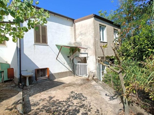 appartamento in vendita a San Demetrio Corone in zona Sant'Agata
