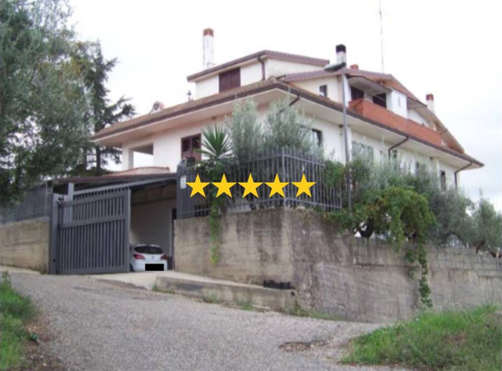 appartamento in vendita a San Demetrio Corone in zona Macchia Albanese