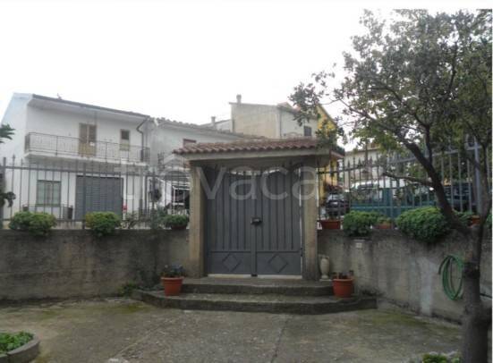 appartamento in vendita a San Demetrio Corone in zona Macchia Albanese