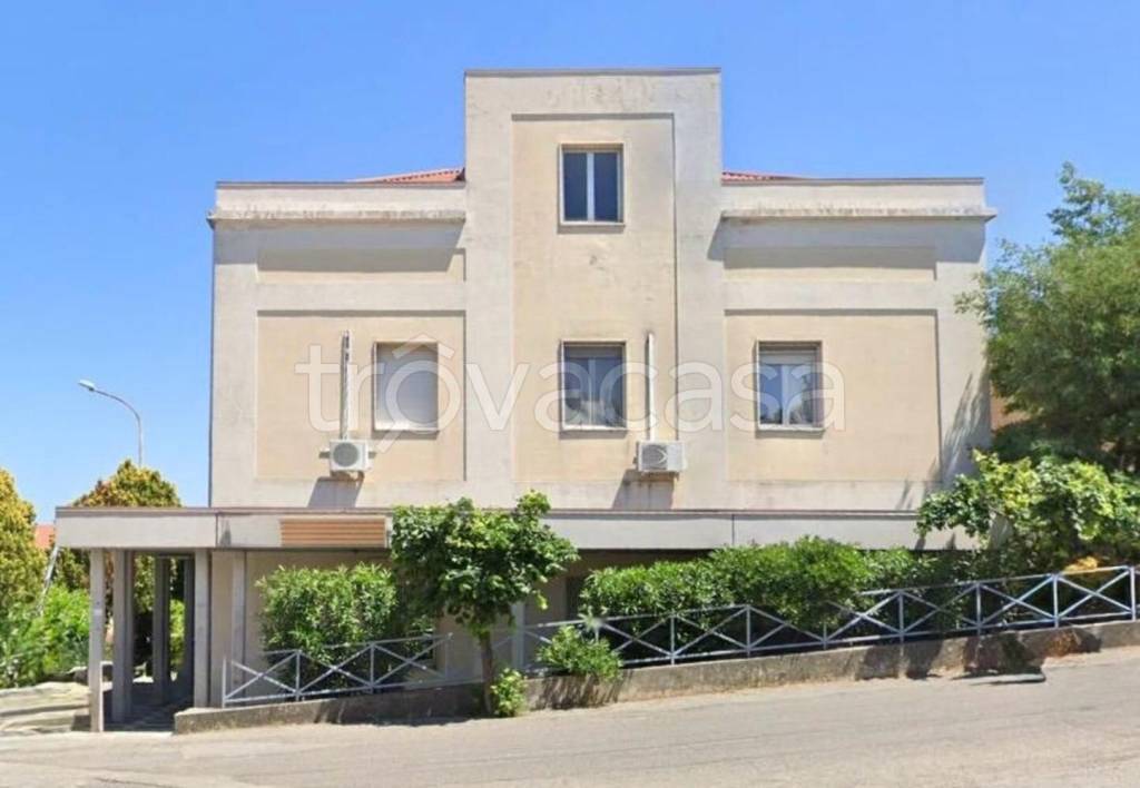 negozio in vendita a San Demetrio Corone