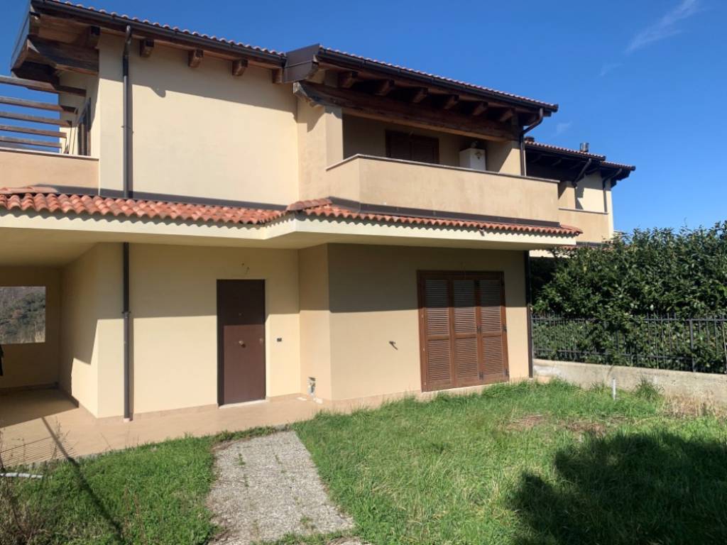 casa indipendente in vendita a San Fili