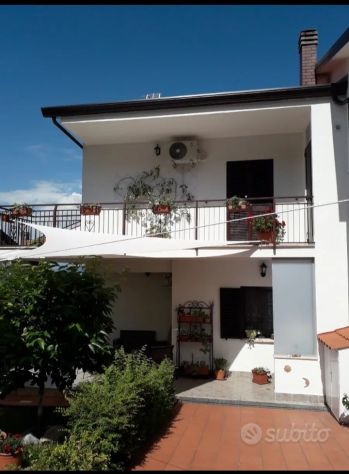 casa indipendente in vendita a San Fili in zona Frassino