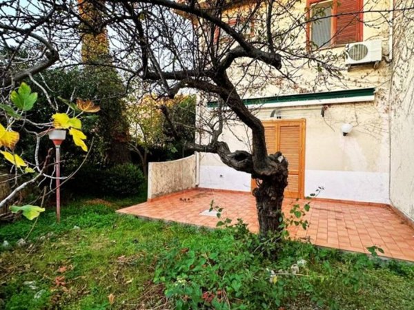 casa indipendente in vendita a Sangineto