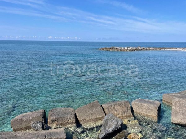 appartamento in vendita a Sangineto