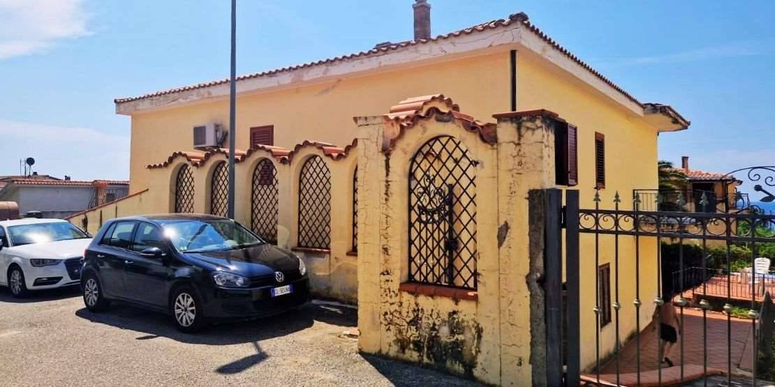 casa indipendente in vendita a Sangineto