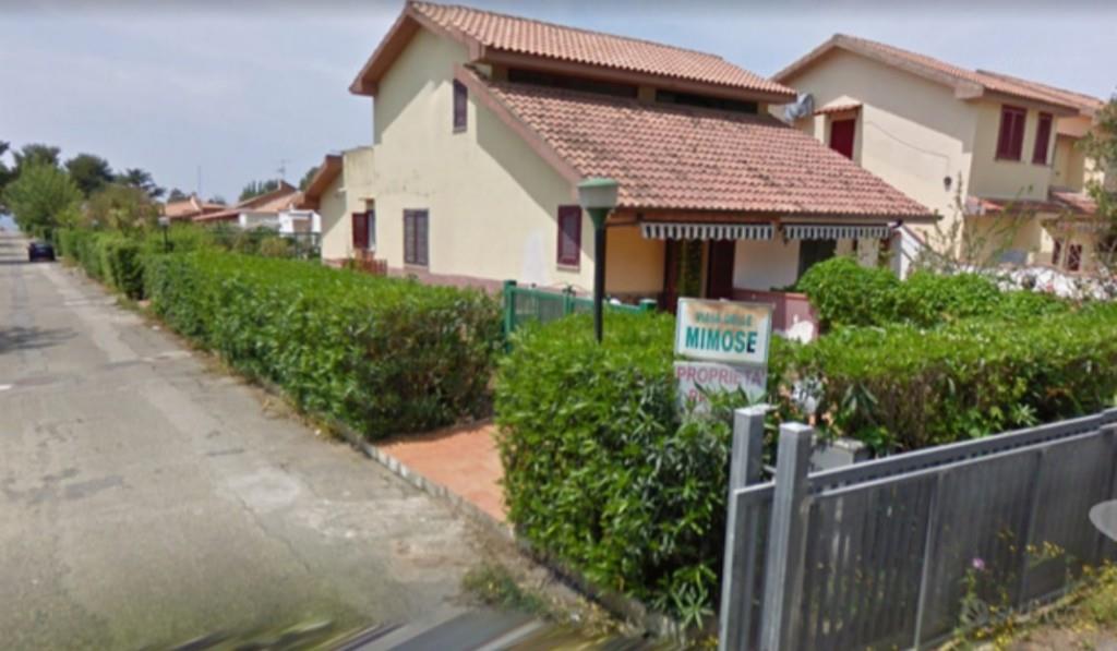 casa indipendente in vendita a Sangineto