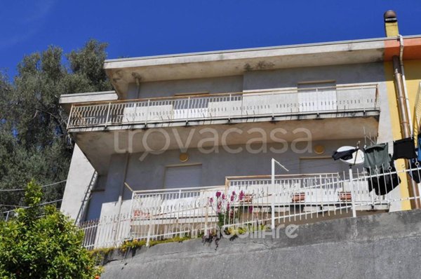 appartamento in vendita a Sangineto