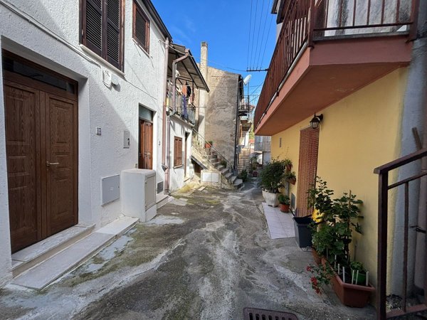 appartamento in vendita a Sangineto