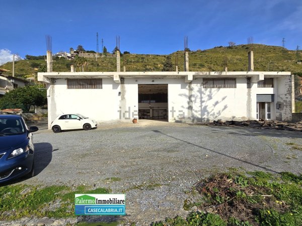 negozio in vendita a Sangineto