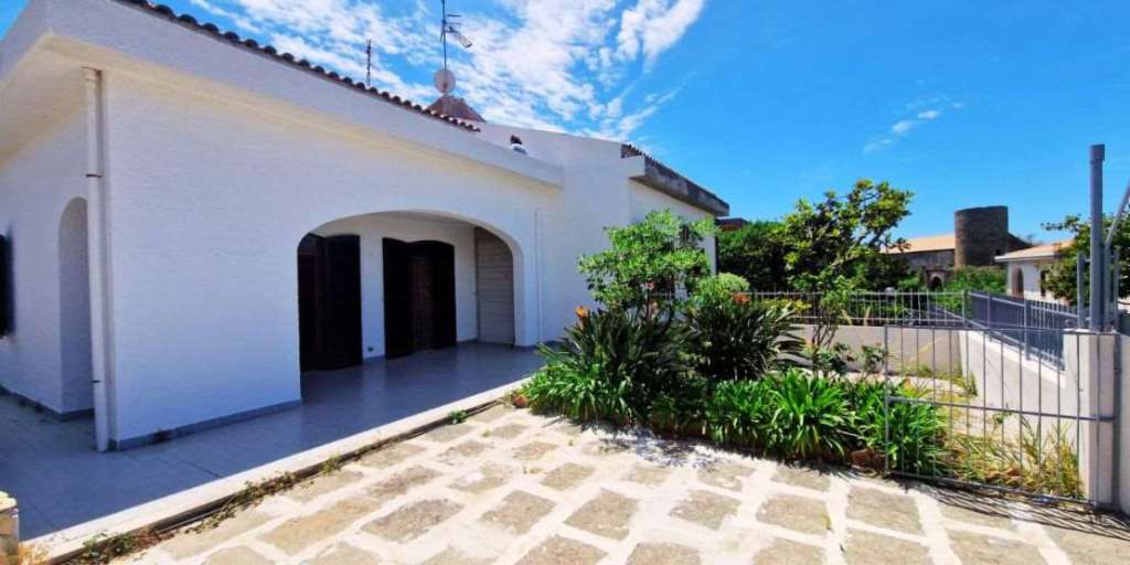 casa indipendente in vendita a Sangineto