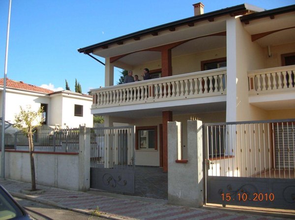 casa indipendente in vendita a San Giorgio Albanese