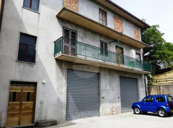 casa indipendente in vendita a San Giovanni in Fiore