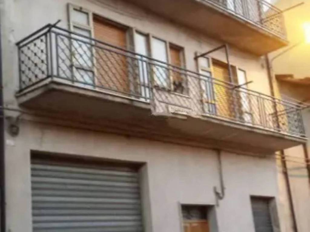 casa indipendente in vendita a San Giovanni in Fiore
