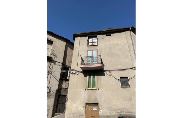 casa indipendente in vendita a San Giovanni in Fiore