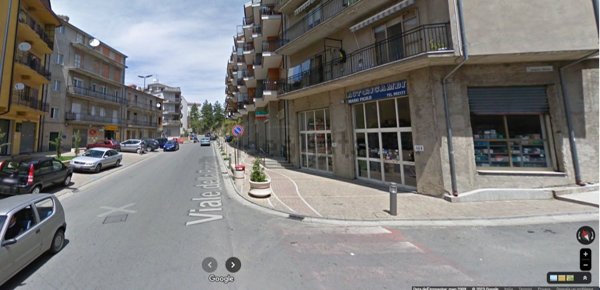 locale commerciale in vendita a San Giovanni in Fiore