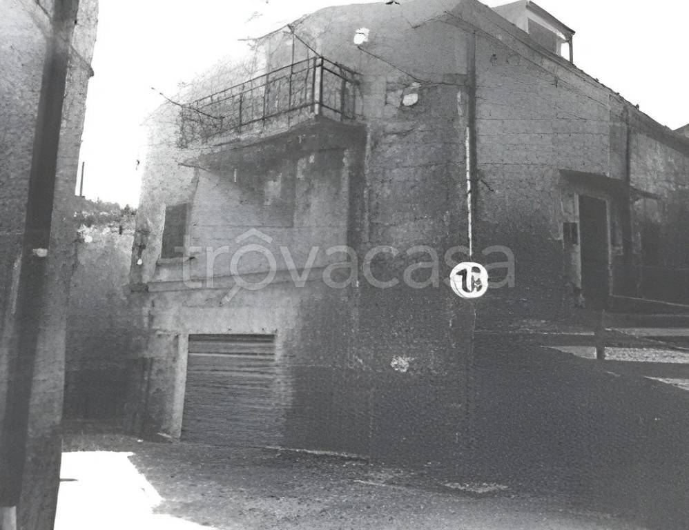 casa indipendente in vendita a San Giovanni in Fiore