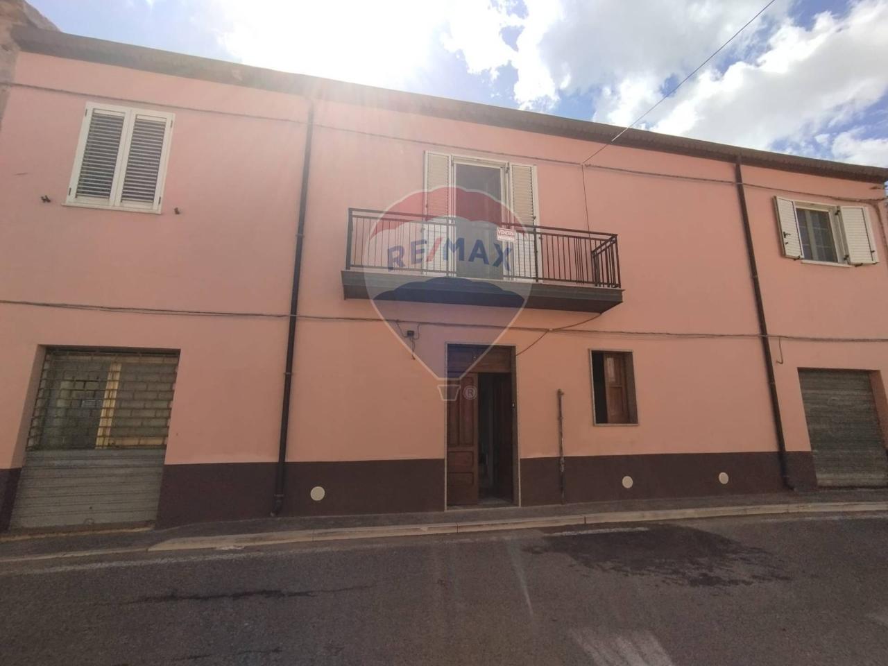 casa indipendente in vendita a San Lorenzo del Vallo