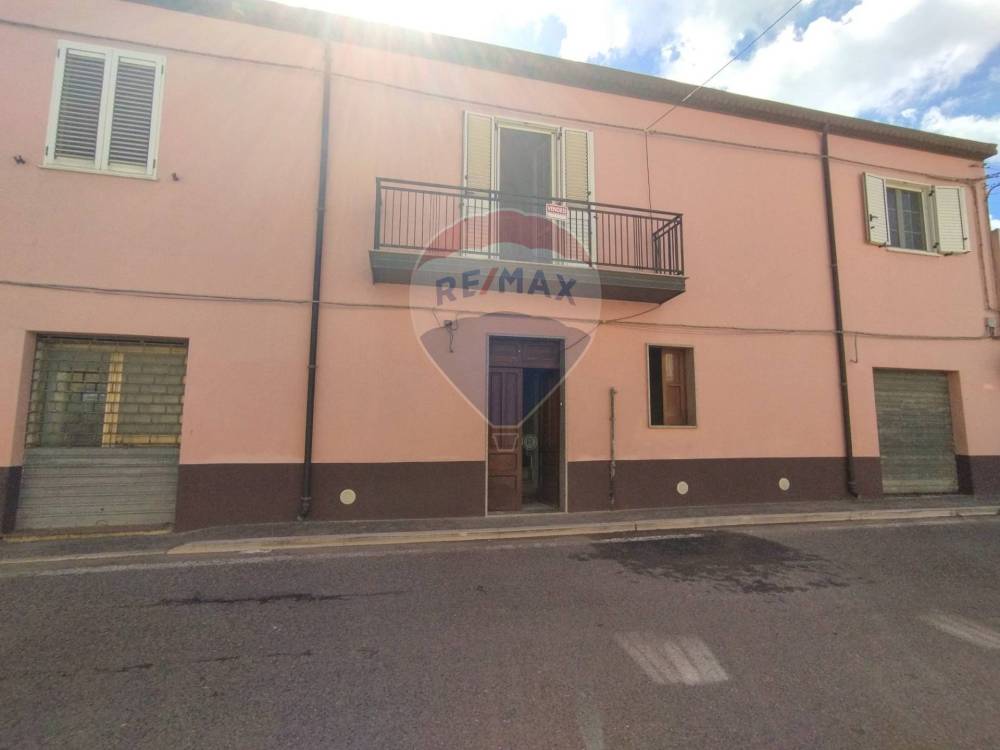 casa indipendente in vendita a San Lorenzo del Vallo