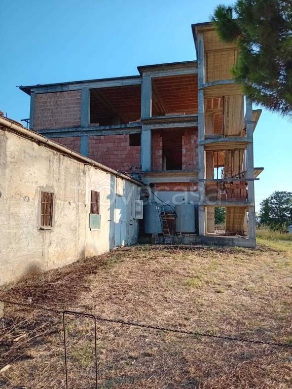 casa indipendente in vendita a San Lorenzo del Vallo