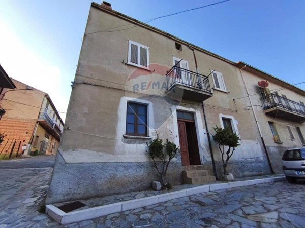 casa indipendente in vendita a San Lorenzo del Vallo