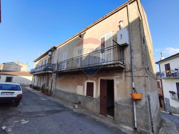 casa indipendente in vendita a San Lorenzo del Vallo