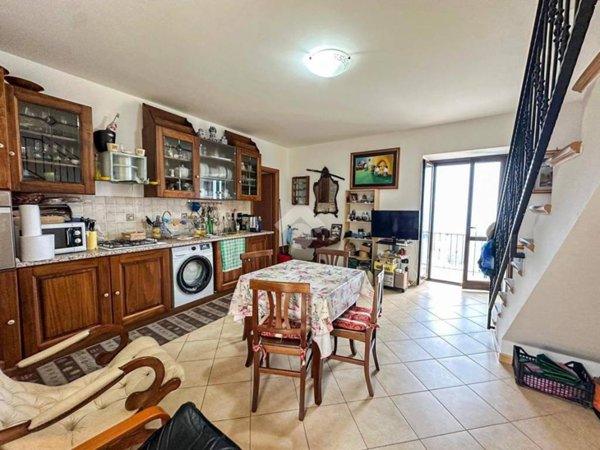 appartamento in vendita a San Lucido in zona Pollella