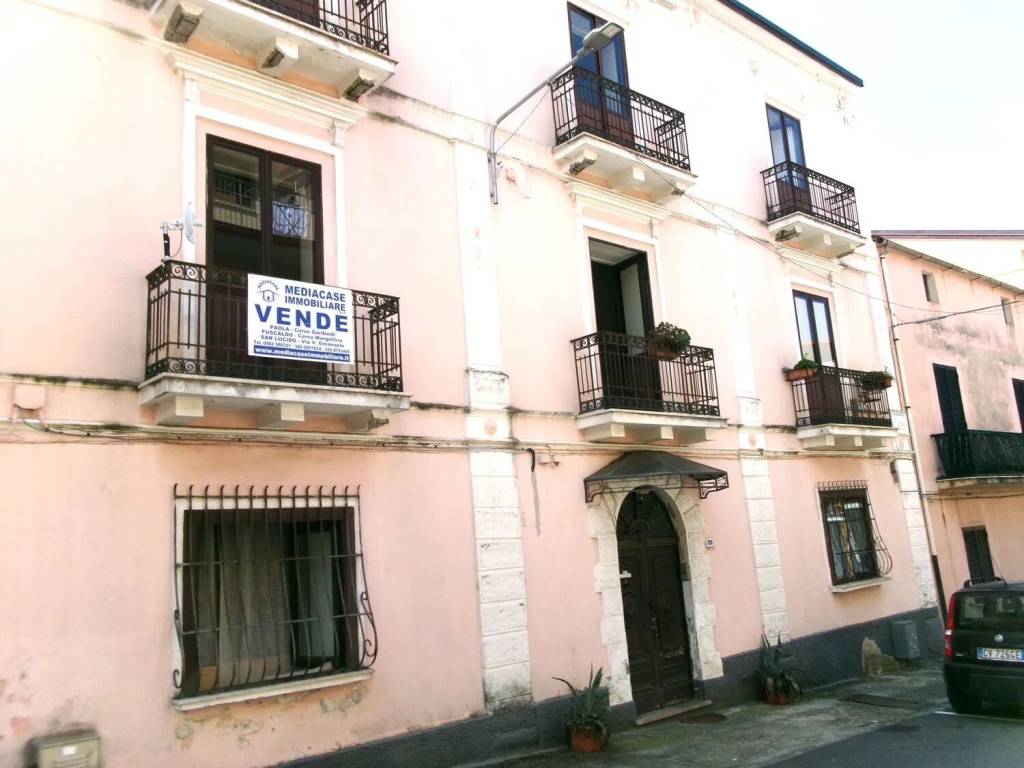 appartamento in vendita a San Lucido