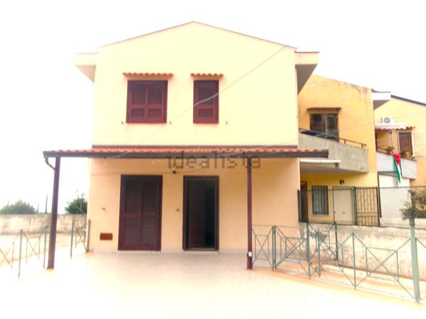 casa indipendente in vendita a San Lucido