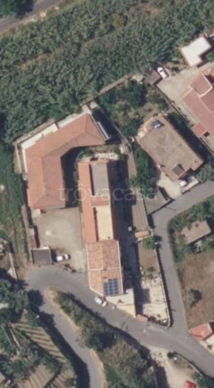 locale di sgombero in vendita a San Lucido