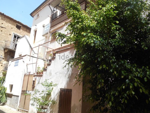 appartamento in vendita a San Lucido in zona Pollella