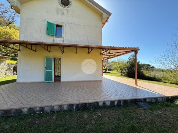 casa indipendente in vendita a San Lucido in zona Puppa