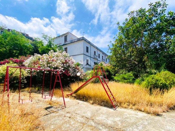casa indipendente in vendita a San Lucido in zona Pollella