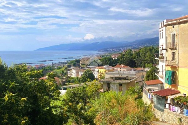 casa indipendente in vendita a San Lucido in zona Pollella