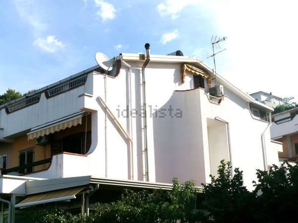 casa indipendente in vendita a San Lucido in zona Pollella