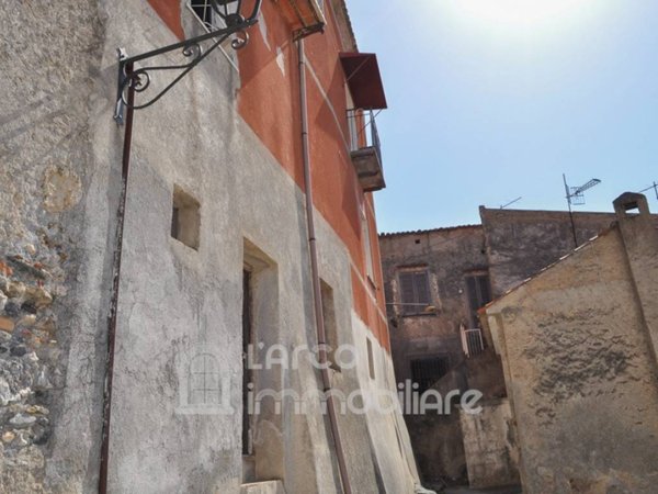 casa indipendente in vendita a San Nicola Arcella