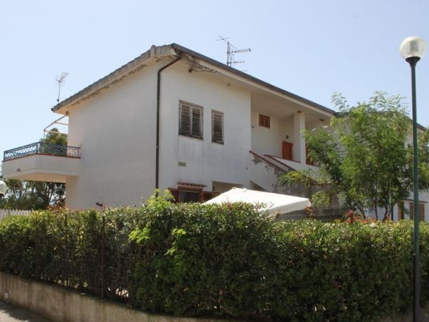 casa indipendente in vendita a San Nicola Arcella