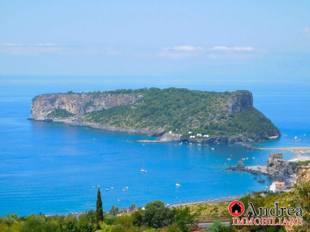 casa indipendente in vendita a San Nicola Arcella