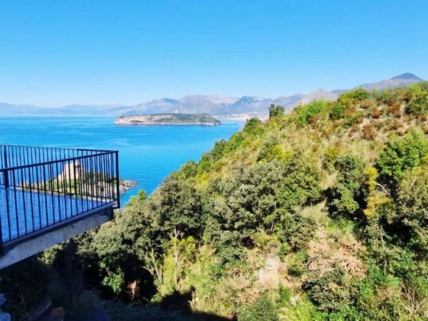 casa indipendente in vendita a San Nicola Arcella