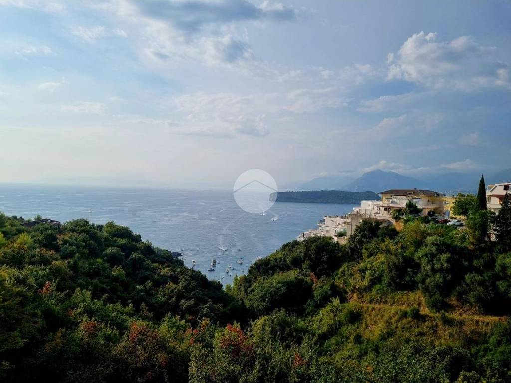 casa indipendente in vendita a San Nicola Arcella