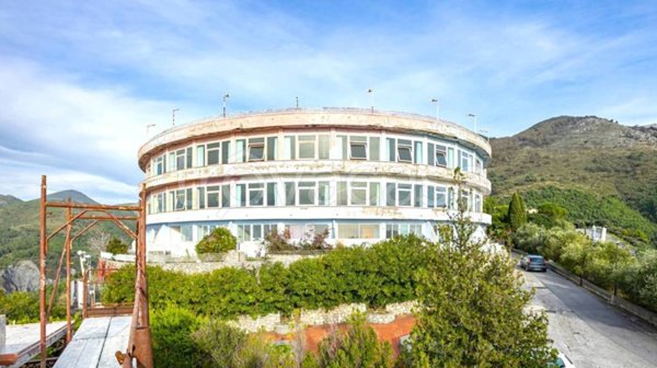ufficio in vendita a San Nicola Arcella