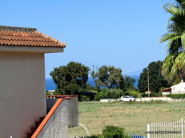 casa indipendente in vendita a San Nicola Arcella