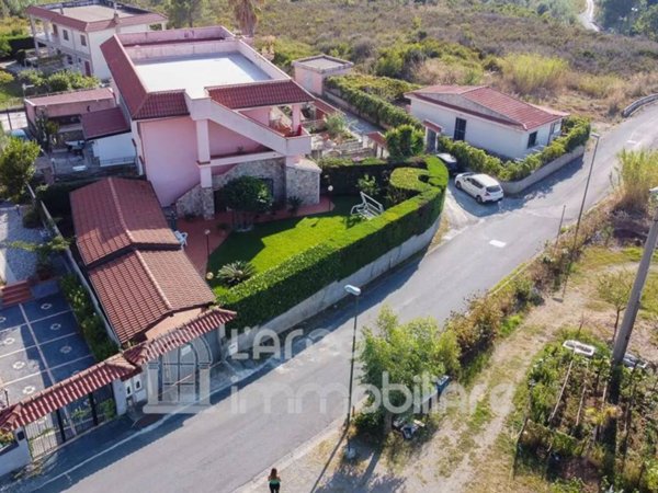 casa semindipendente in vendita a San Nicola Arcella