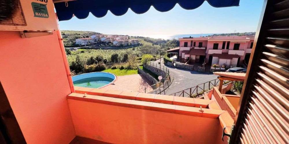 casa indipendente in vendita a San Nicola Arcella