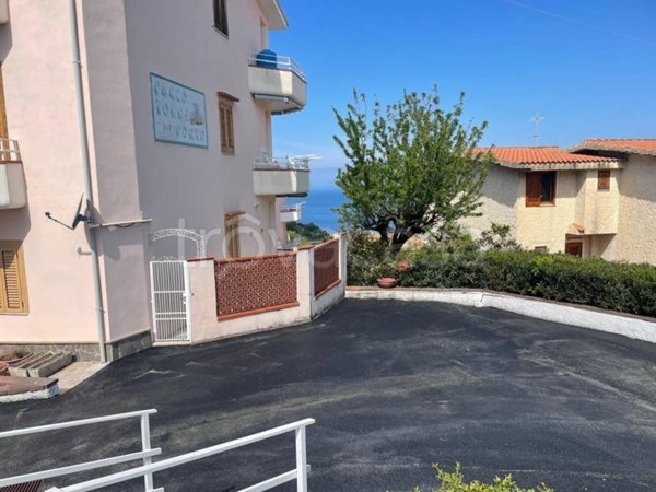 appartamento in vendita a San Nicola Arcella
