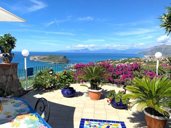 casa indipendente in vendita a San Nicola Arcella